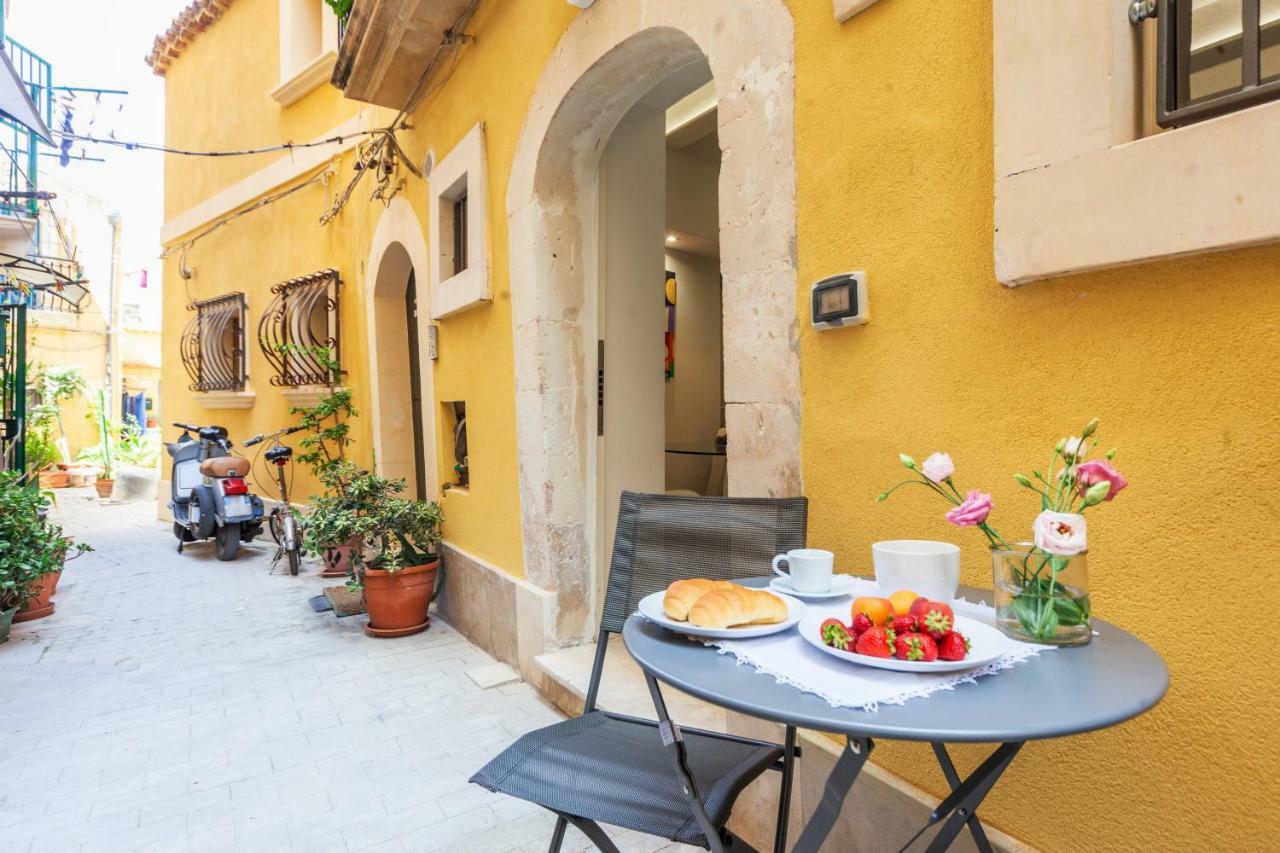 Ortigia Calia E Simenza Apartment Syracuse Exterior foto